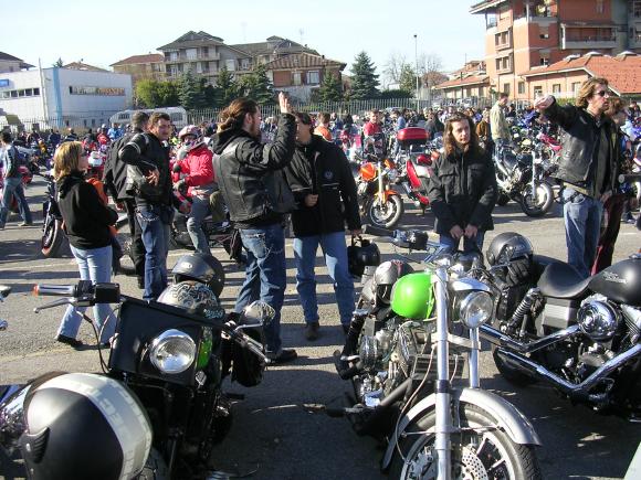 <center>Benedizione moto Fossano 5-3-2007